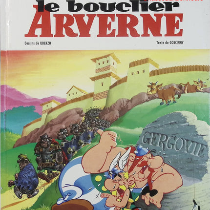 Astérix – Le Bouclier arverne – Goscinny & Uderzo – BD culte, humour gaulois et aventure romaine - Livre BD