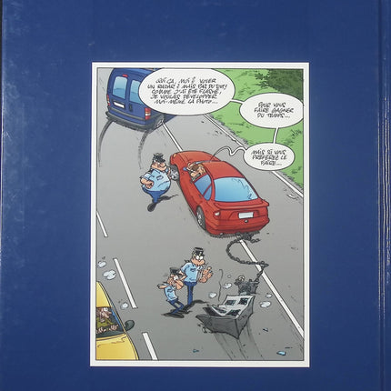 Les Gendarmes – Coffré surprise ! – bande dessinée humoristique de Cazenove et Denfevre-Sulpice – aventures et gags comiques - livre BD