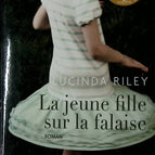 The Girl on the Cliff - Lucinda Riley - book