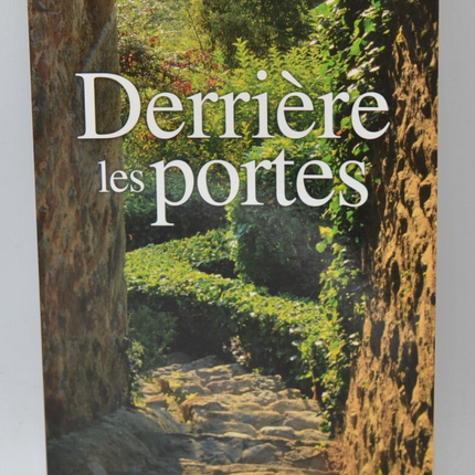 Behind the Doors - Sylvie Gibert - Book