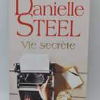 Secret Life - Danielle Steel - book