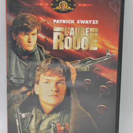 L'Aube Rouge - Patrick Swayze - Charlie Sheen DVD Thriller - guerre