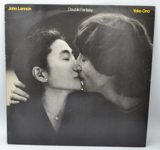 Double Fantasy John Lennon Yoko Ono - 33 rpm vinyl record