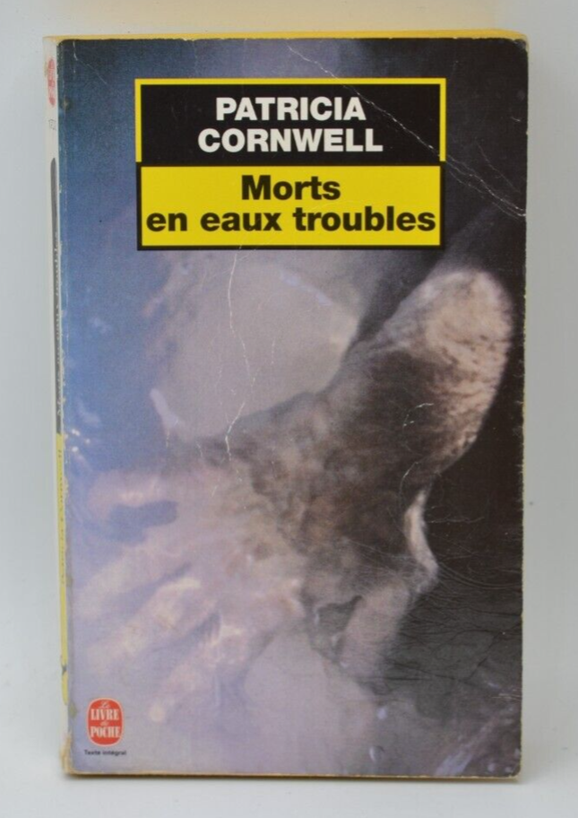 Dead in Troubled Waters - Patricia Cornwell - book
