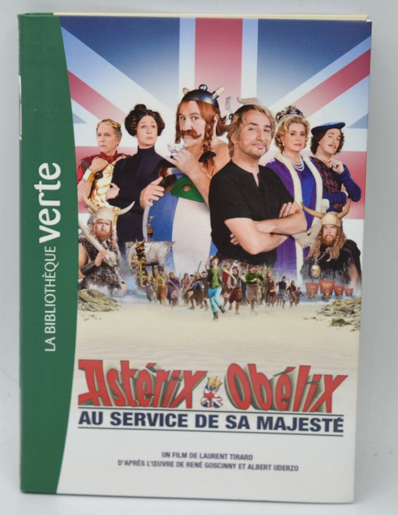 Asterix and Obelix in the Service of Her Majesty - Claude Carré - 2012 - Bibliothèque verte - book