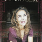 L'étrangère - Malika Oufkir - livre
