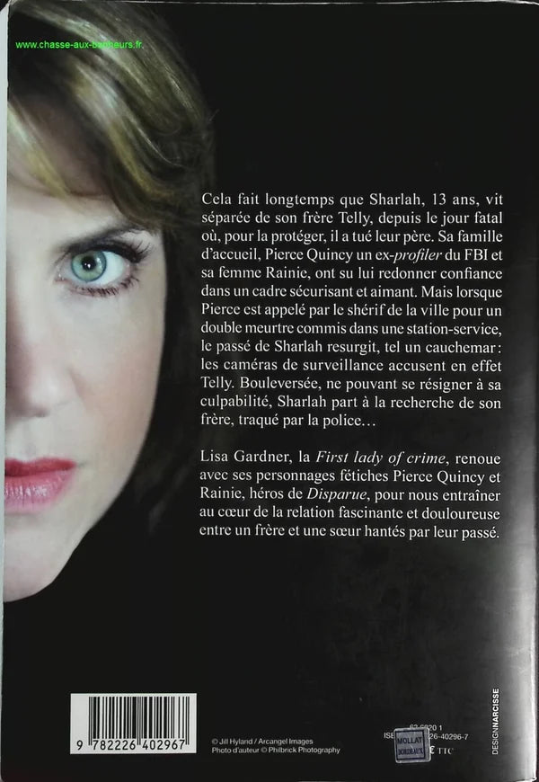 Right Behind Me - Lisa Gardner - book