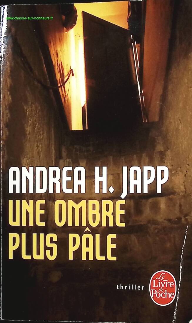 A Paler Shadow - Andrea H. Japp - Book