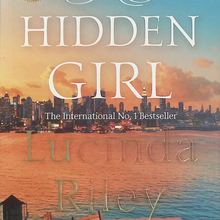 The Hidden Girl – Lucinda Riley – Roman anglais entre secrets de famille, passé mystérieux, identité et révélations - Livre en Anglais