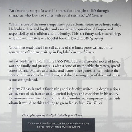 The Glass Palace Amitav Ghosh roman historique saga familiale et enjeux coloniaux - Livre en Anglais