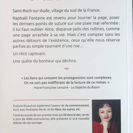 La clé dans le dos - Evelyne Rivaud - Livre
