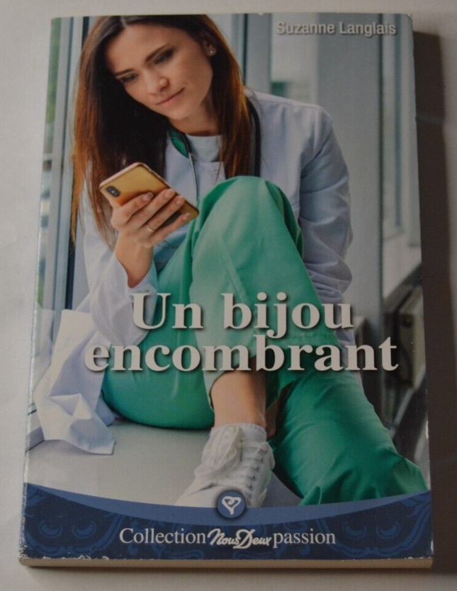 A Bulky Jewel - Suzanne Langlais - Nous Deux Collection - book