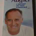 The moment everything changed - Sylvain Augier - book