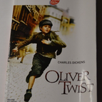 Oliver Twist - Charles Dickens - livre