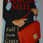 Fall from grace - Danielle Steel - anglais - livre