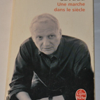 Ein Spaziergang durch das Jahrhundert - Jean-Marie Cavada - Buch