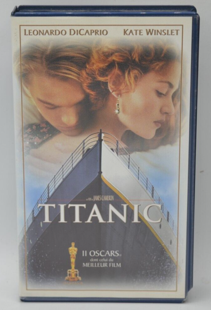 K7 vhs video cassette - Titanic - Leonardo DiCaprio Kate Winslet